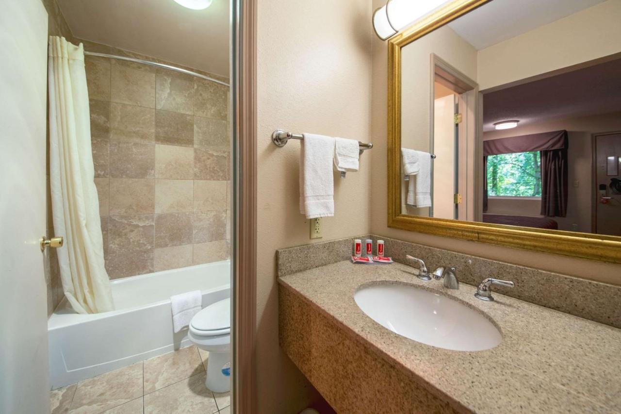 מאונט לאורל Econo Lodge מראה חיצוני תמונה