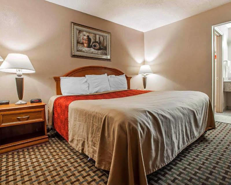 מאונט לאורל Econo Lodge מראה חיצוני תמונה
