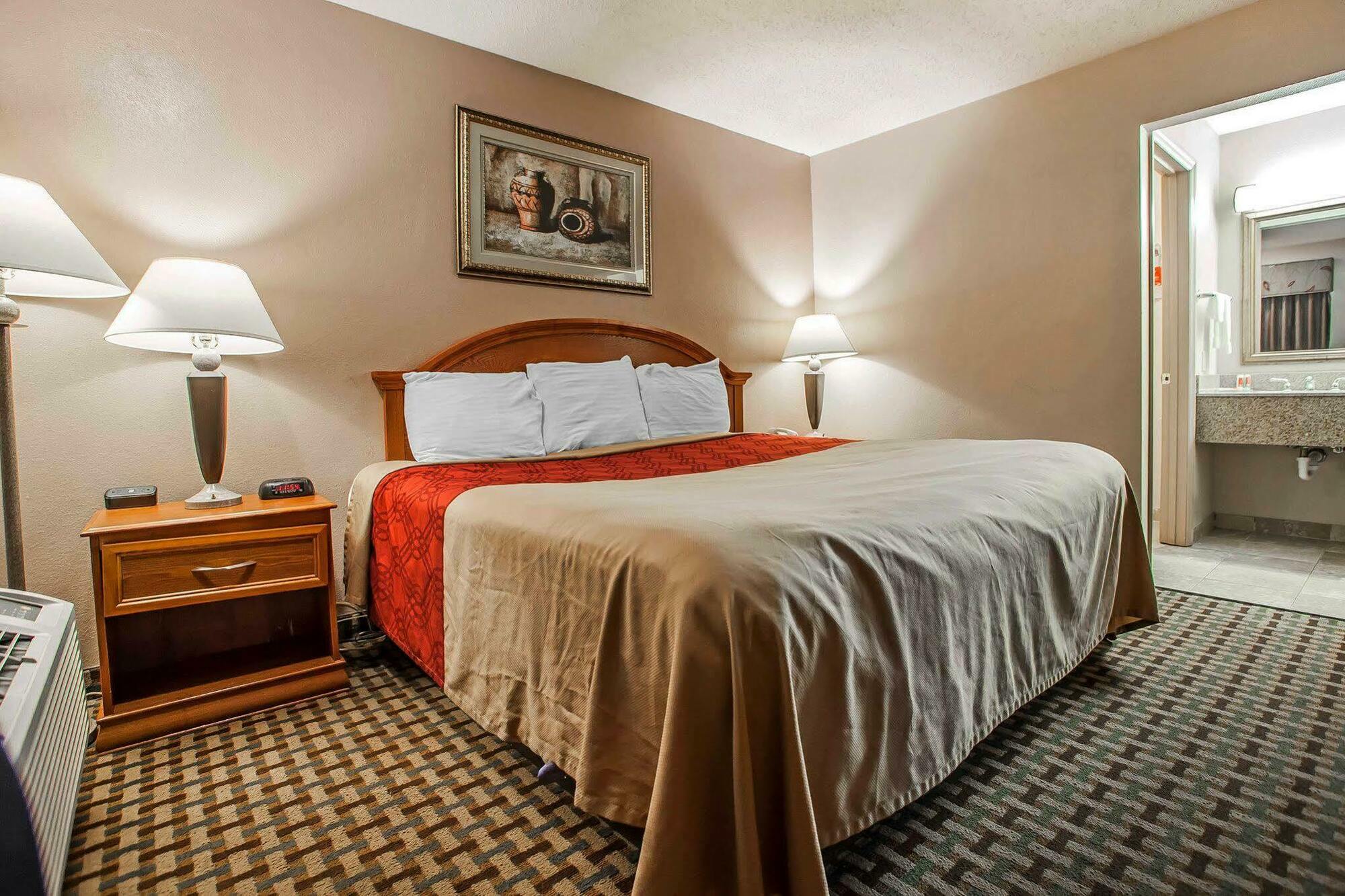 מאונט לאורל Econo Lodge מראה חיצוני תמונה
